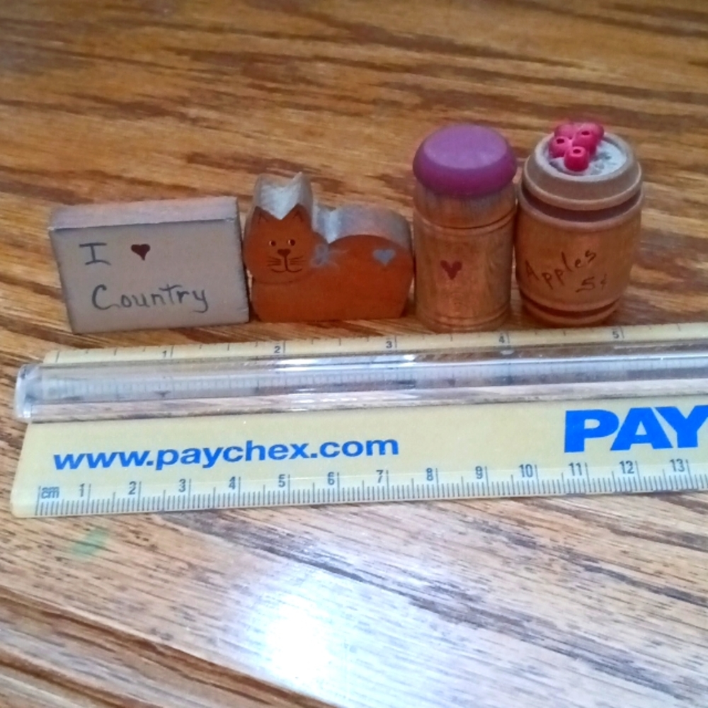Farmhouse Accents mini decor set - Picture 4 of 4